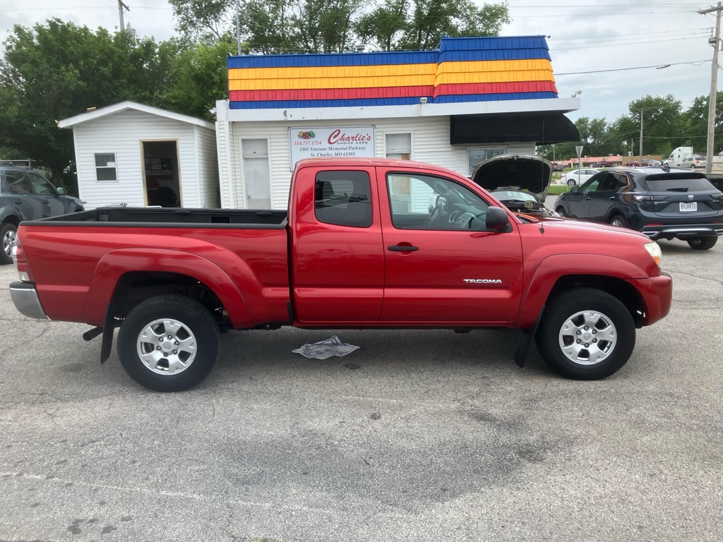 Red 2011 Toyota Tacoma Access Cab 4WD Pickup Truck Four-Wheel Drive Automatic