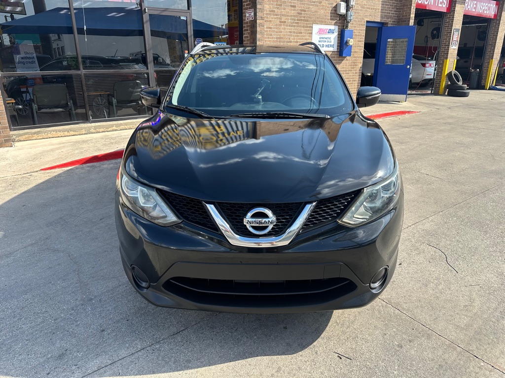 Photo 7 of this NISSAN ROGUE SPORT