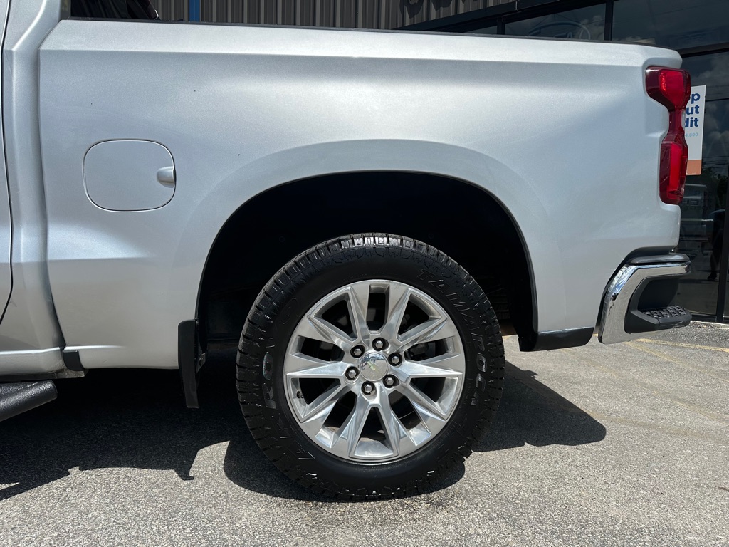 Photo 5 of this CHEVROLET SILVERADO 1500