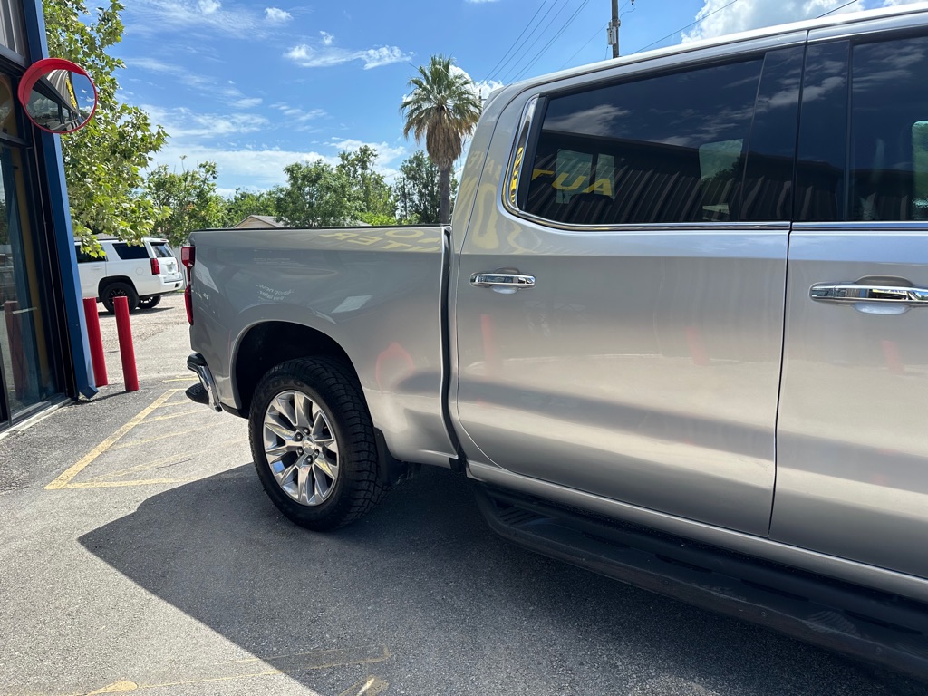 Photo 8 of this CHEVROLET SILVERADO 1500