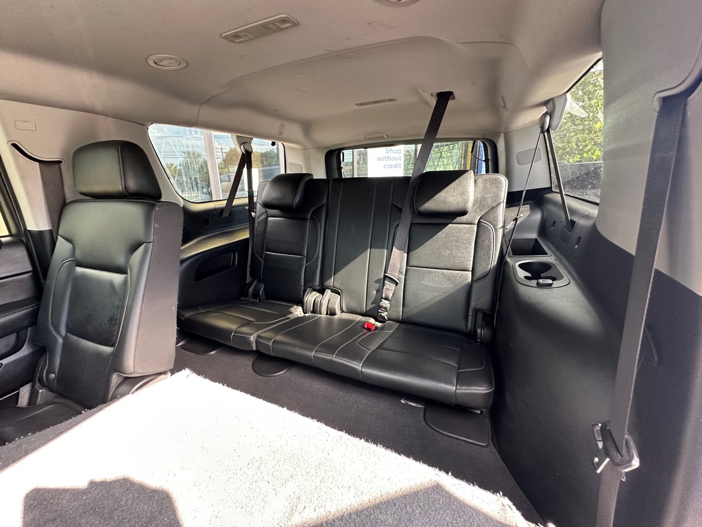 Photo 16 of this CHEVROLET SUBURBAN