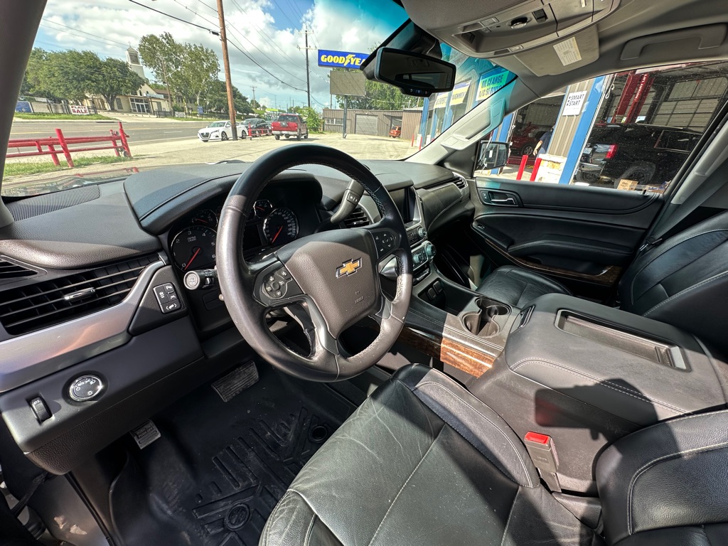 Photo 11 of this CHEVROLET SUBURBAN
