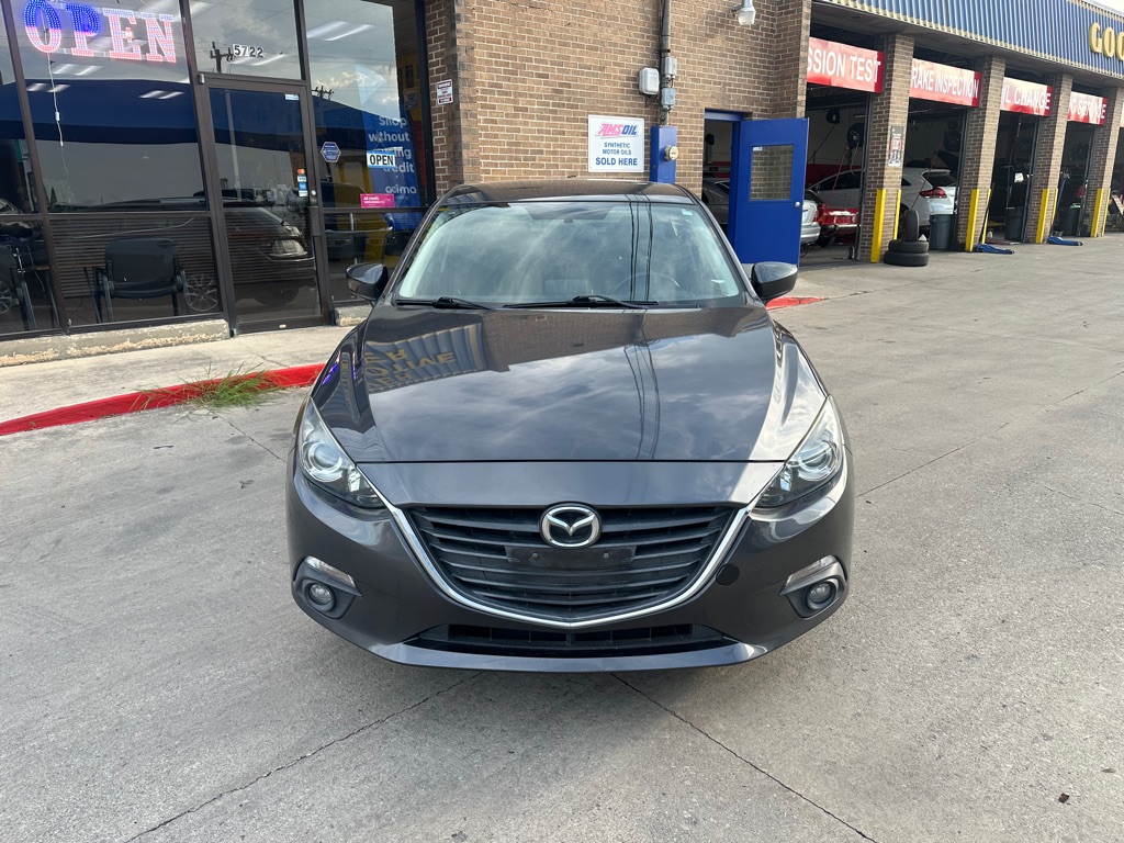 Photo 6 of this MAZDA 3