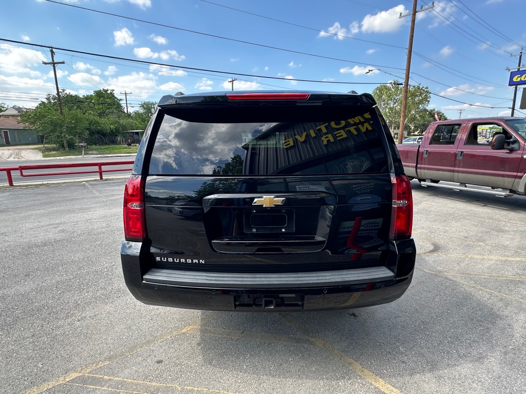 Photo 13 of this CHEVROLET SUBURBAN
