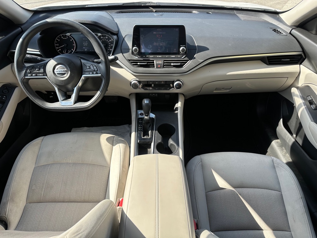 Photo 15 of this NISSAN ALTIMA