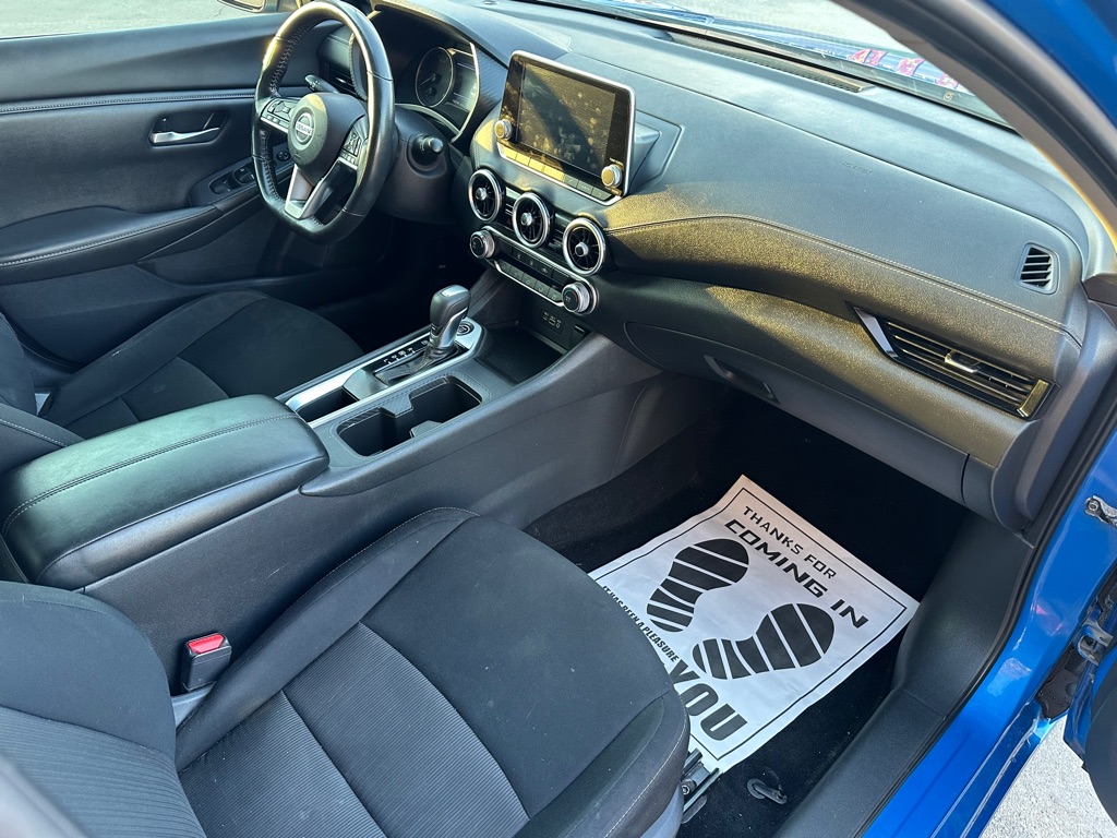 Photo 16 of this NISSAN SENTRA