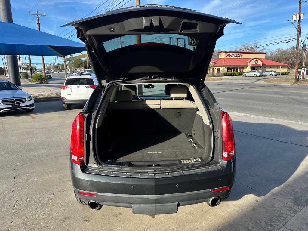 Photo 14 of this CADILLAC SRX