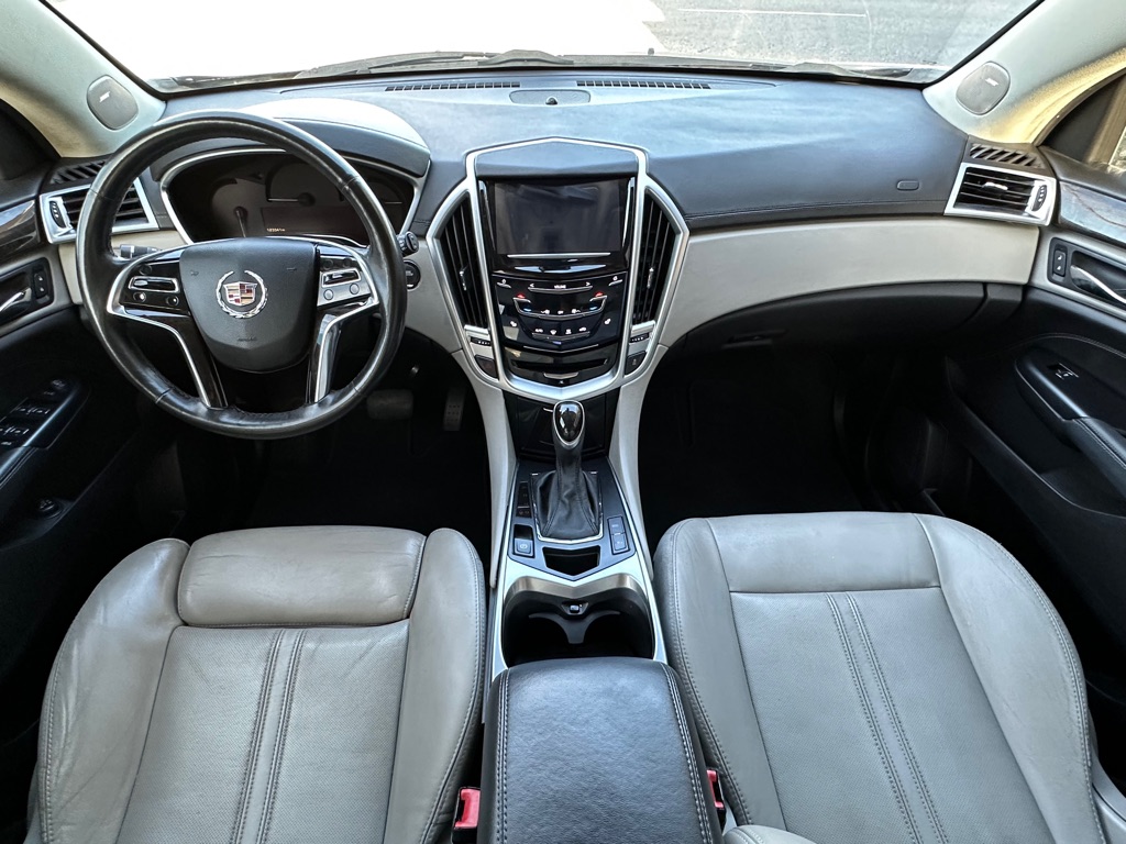 Photo 17 of this CADILLAC SRX