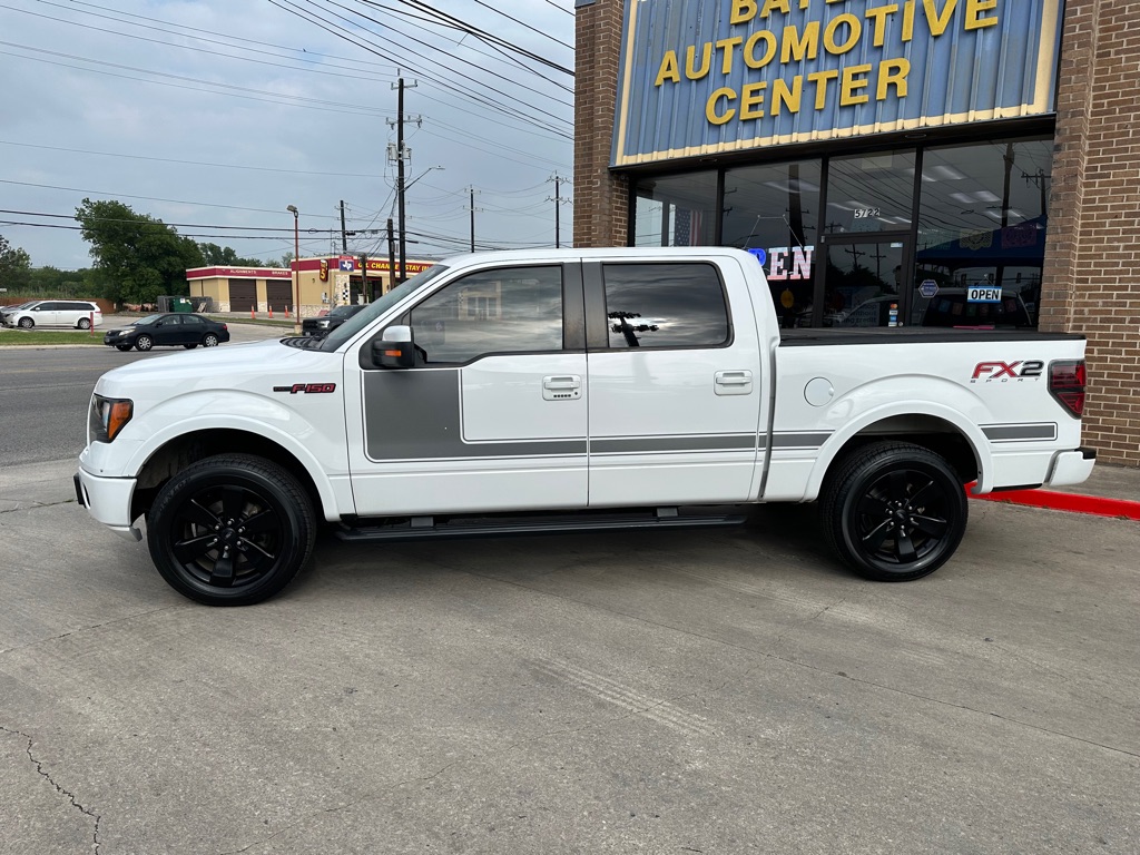 Photo 2 of this FORD F150