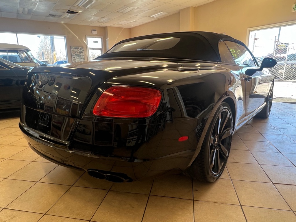 Photo 8 of this BENTLEY CONTINENTAL