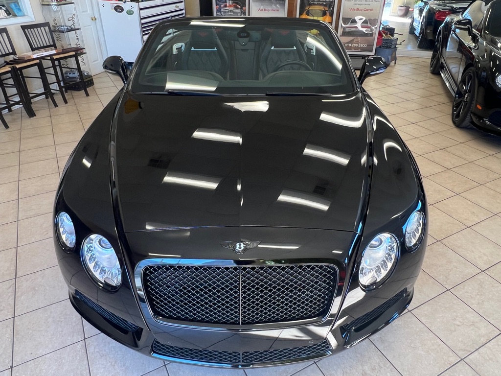 Photo 3 of this BENTLEY CONTINENTAL