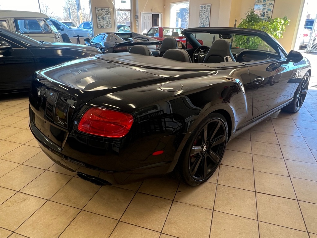 Photo 4 of this BENTLEY CONTINENTAL