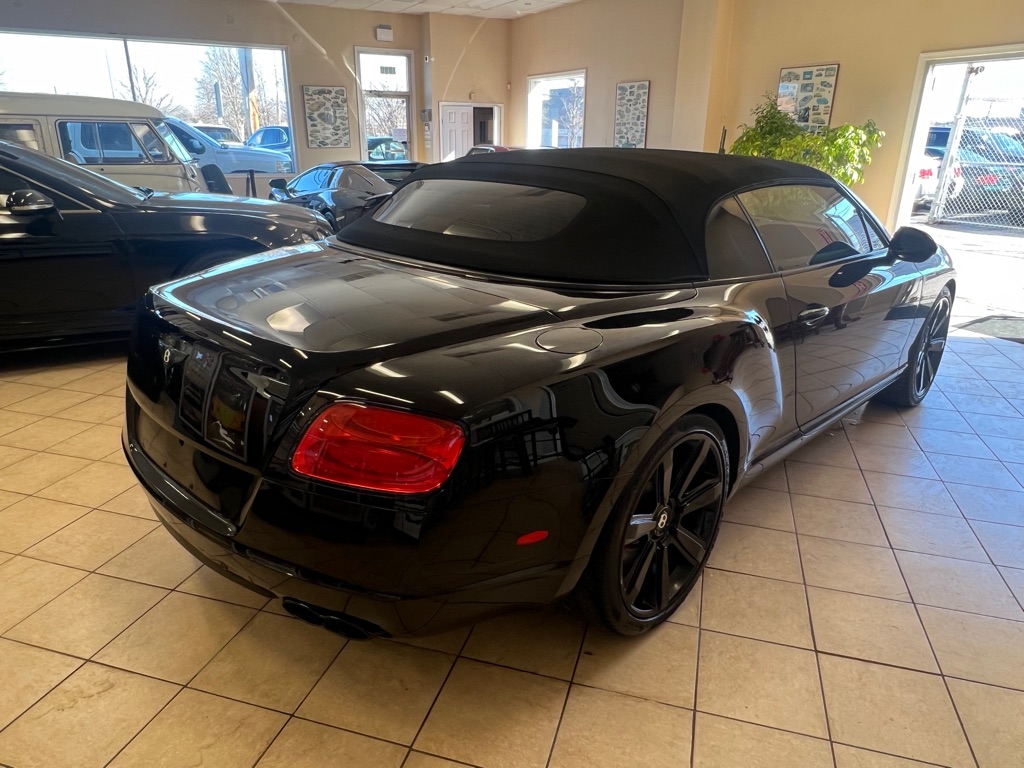Photo 9 of this BENTLEY CONTINENTAL
