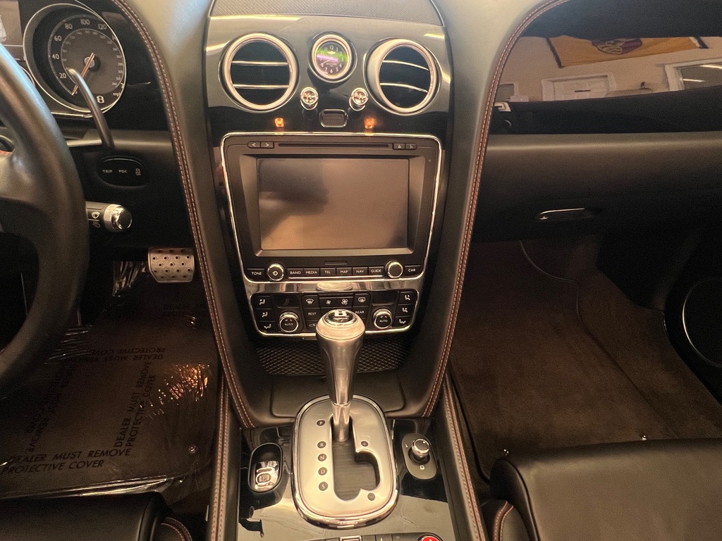 Photo 14 of this BENTLEY CONTINENTAL