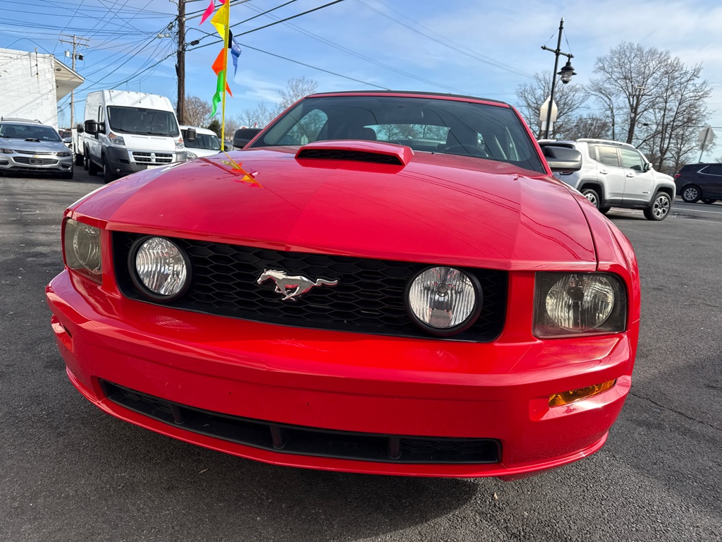 Photo 3 of this FORD MUSTANG
