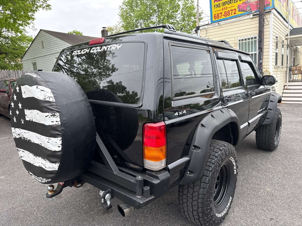 Photo 4 of this JEEP CHEROKEE