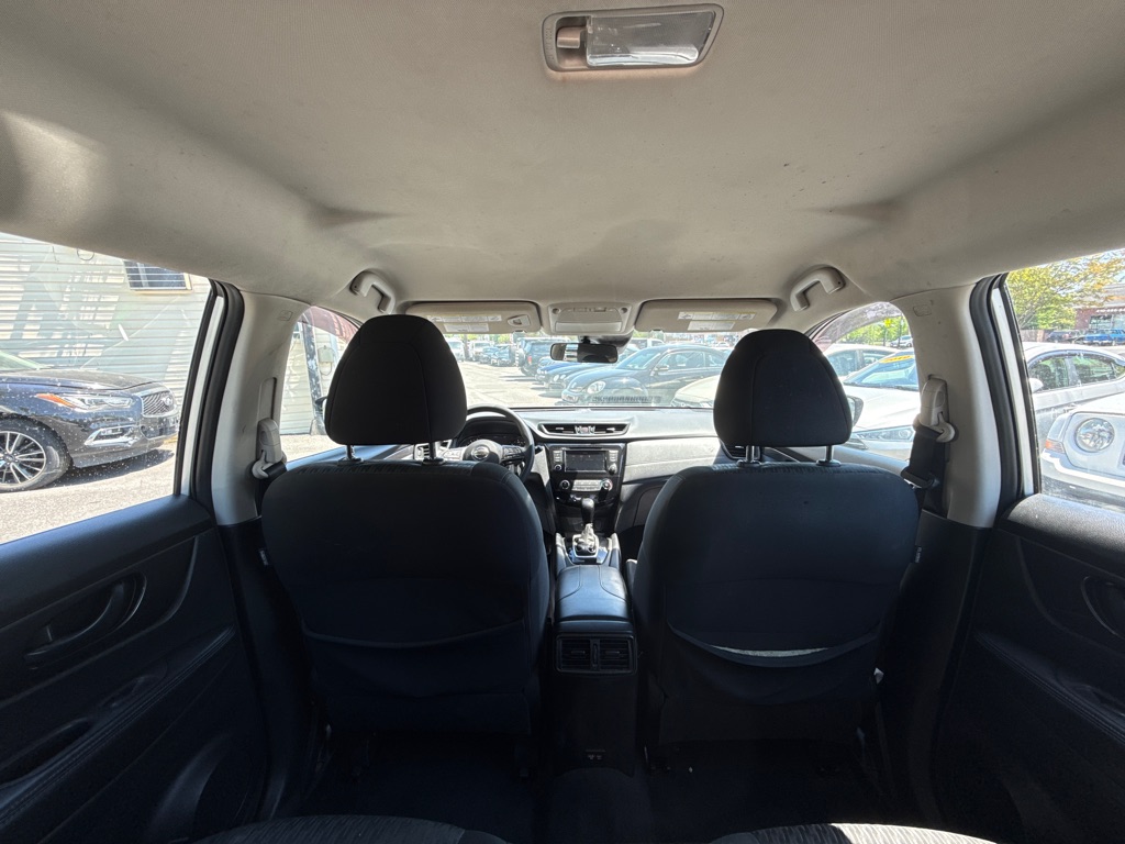 Photo 8 of this NISSAN ROGUE