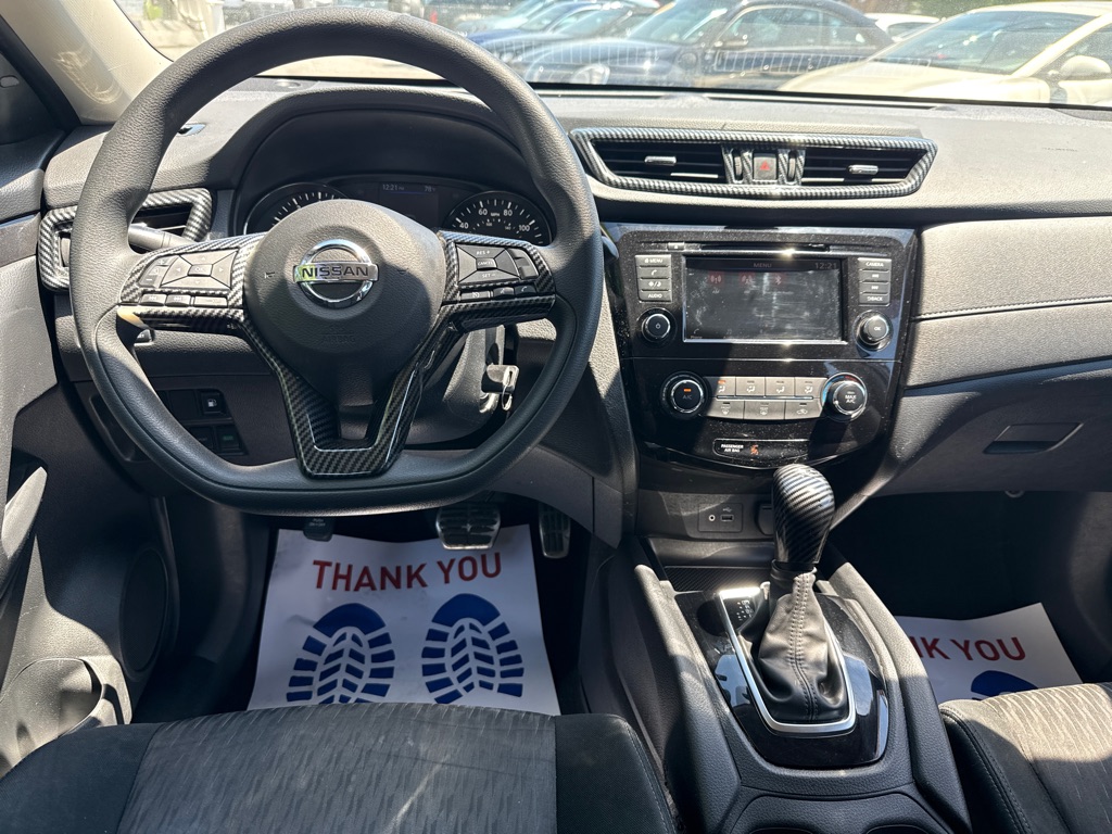 Photo 10 of this NISSAN ROGUE