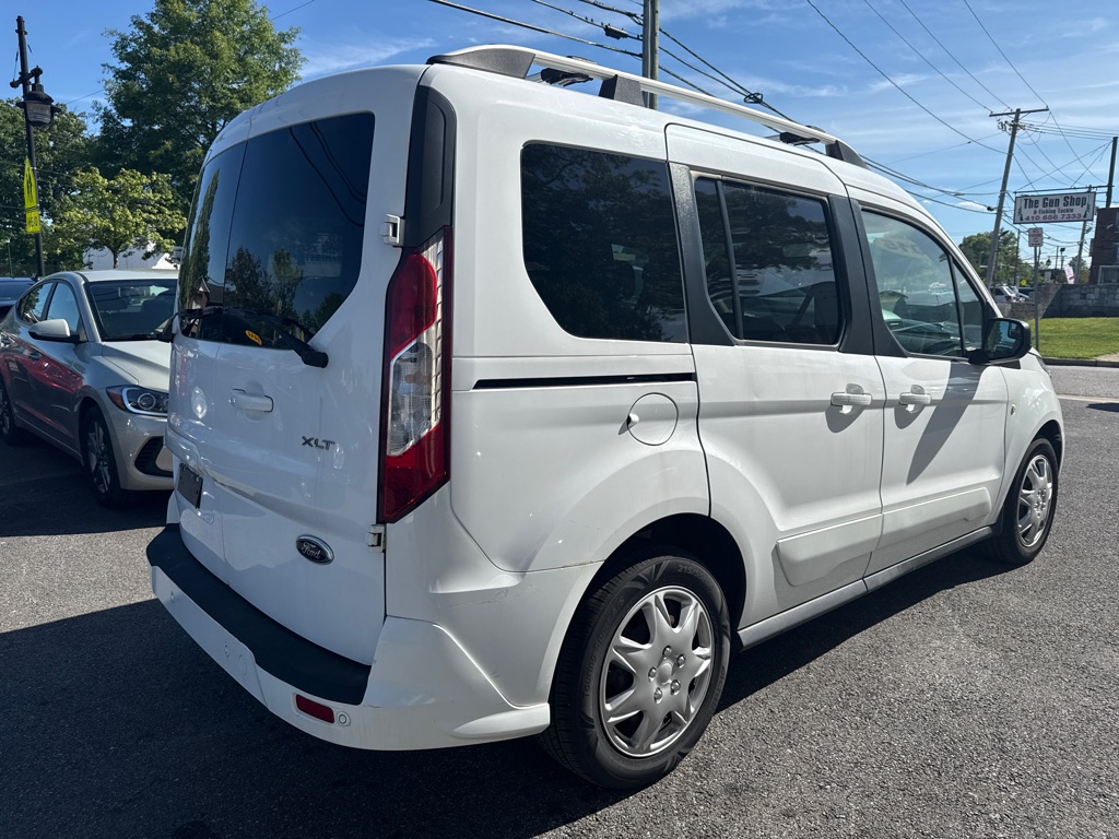 Photo 4 of this FORD TRANSIT CONNECT