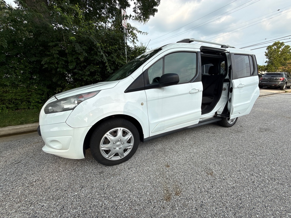 Photo 5 of this FORD TRANSIT CONNECT