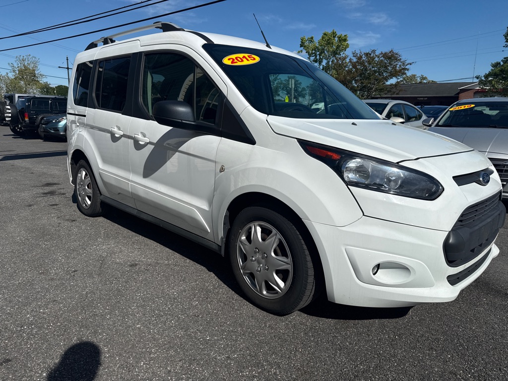 Photo 2 of this FORD TRANSIT CONNECT