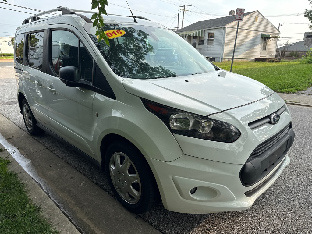 Photo 6 of this FORD TRANSIT CONNECT
