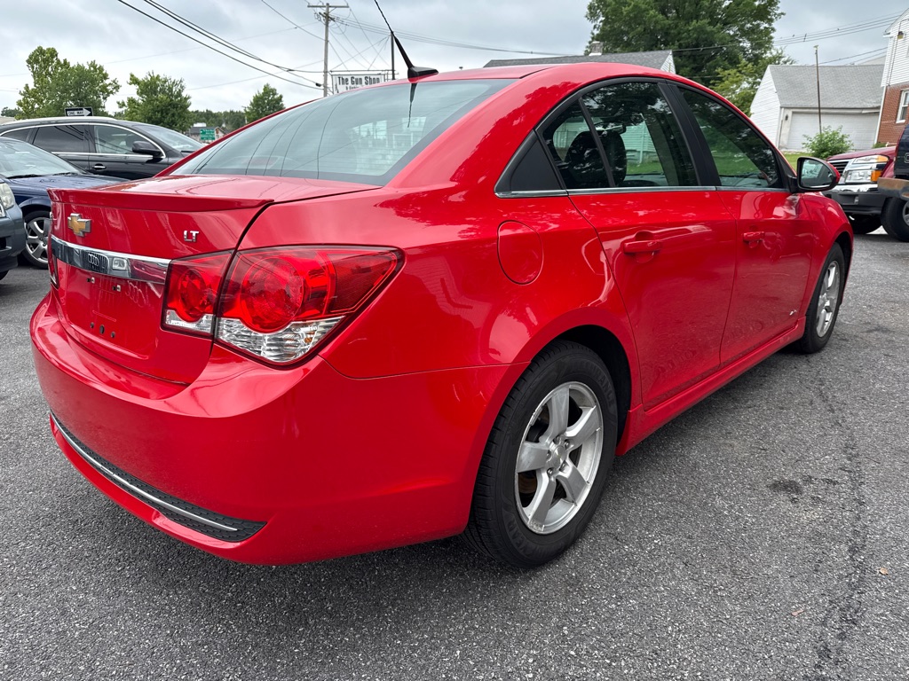 Photo 3 of this CHEVROLET CRUZE