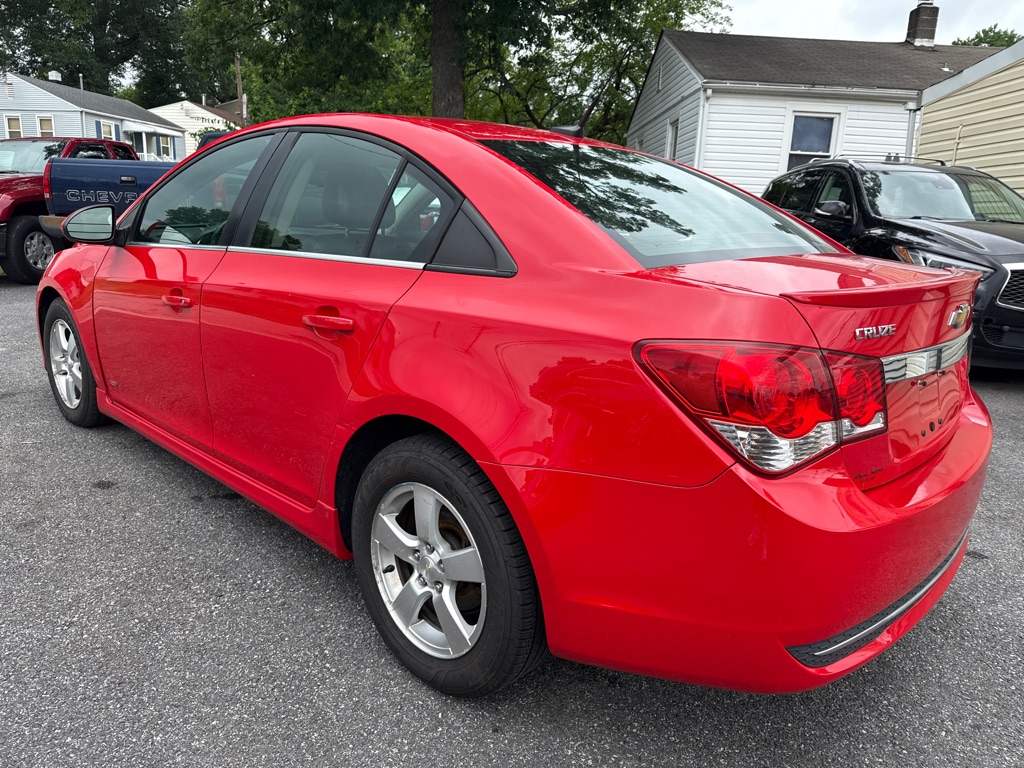 Photo 5 of this CHEVROLET CRUZE