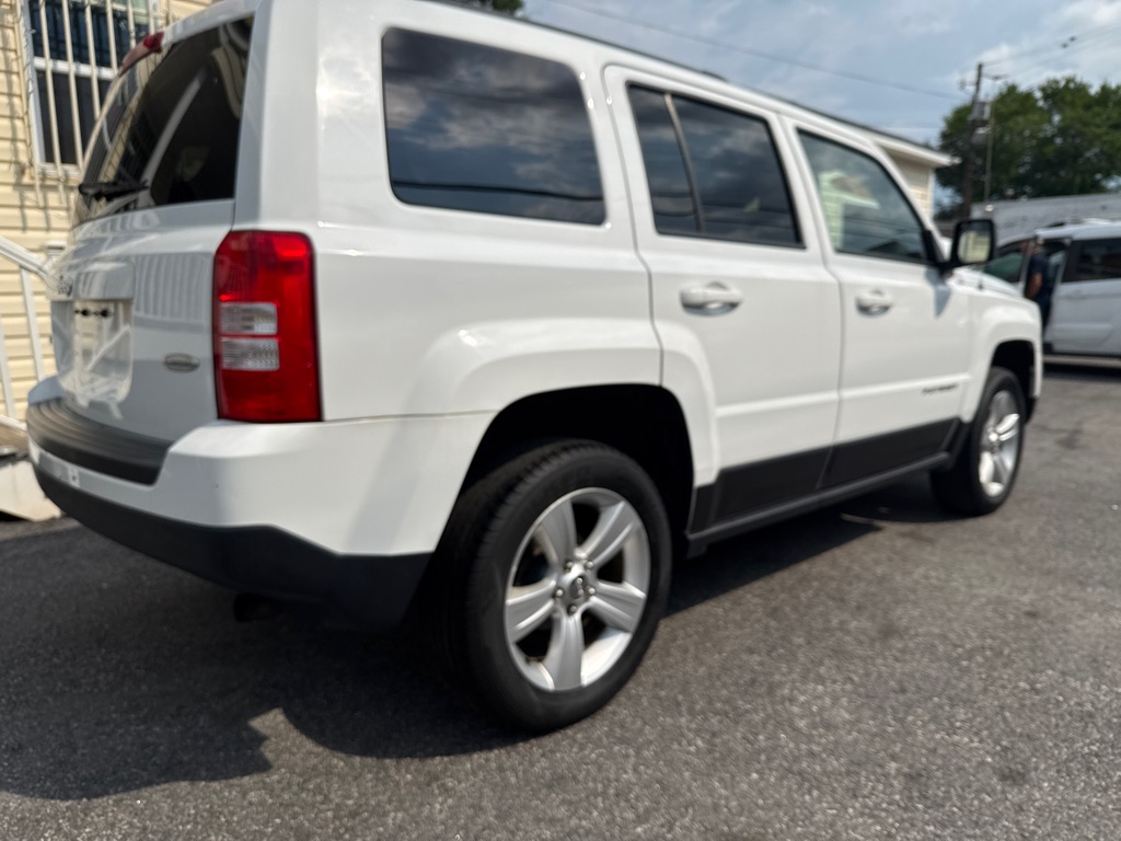 Photo 4 of this JEEP PATRIOT