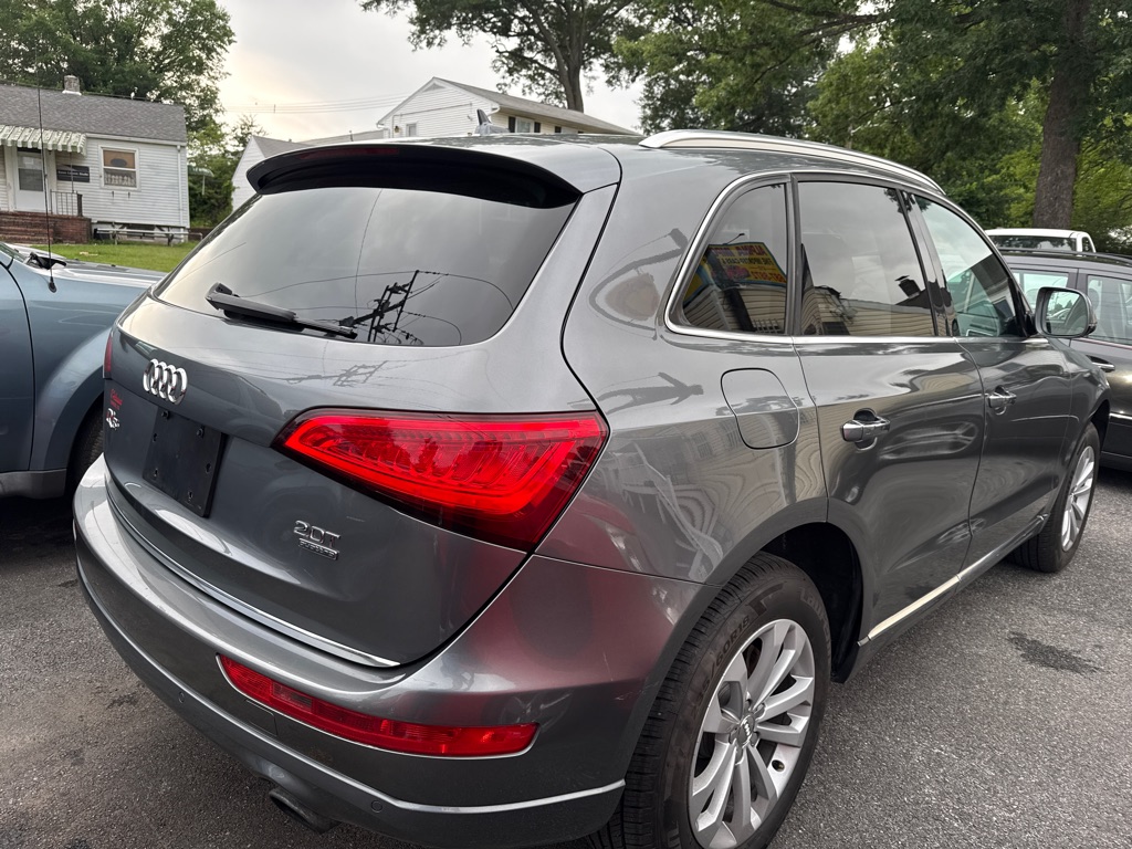 Photo 5 of this AUDI Q5