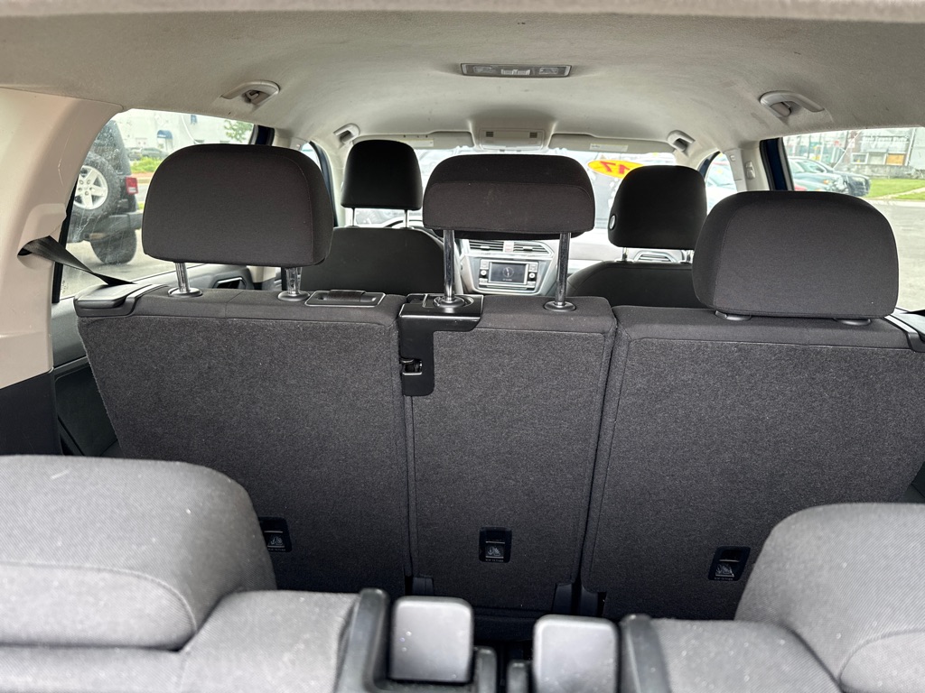 Photo 7 of this VOLKSWAGEN TIGUAN