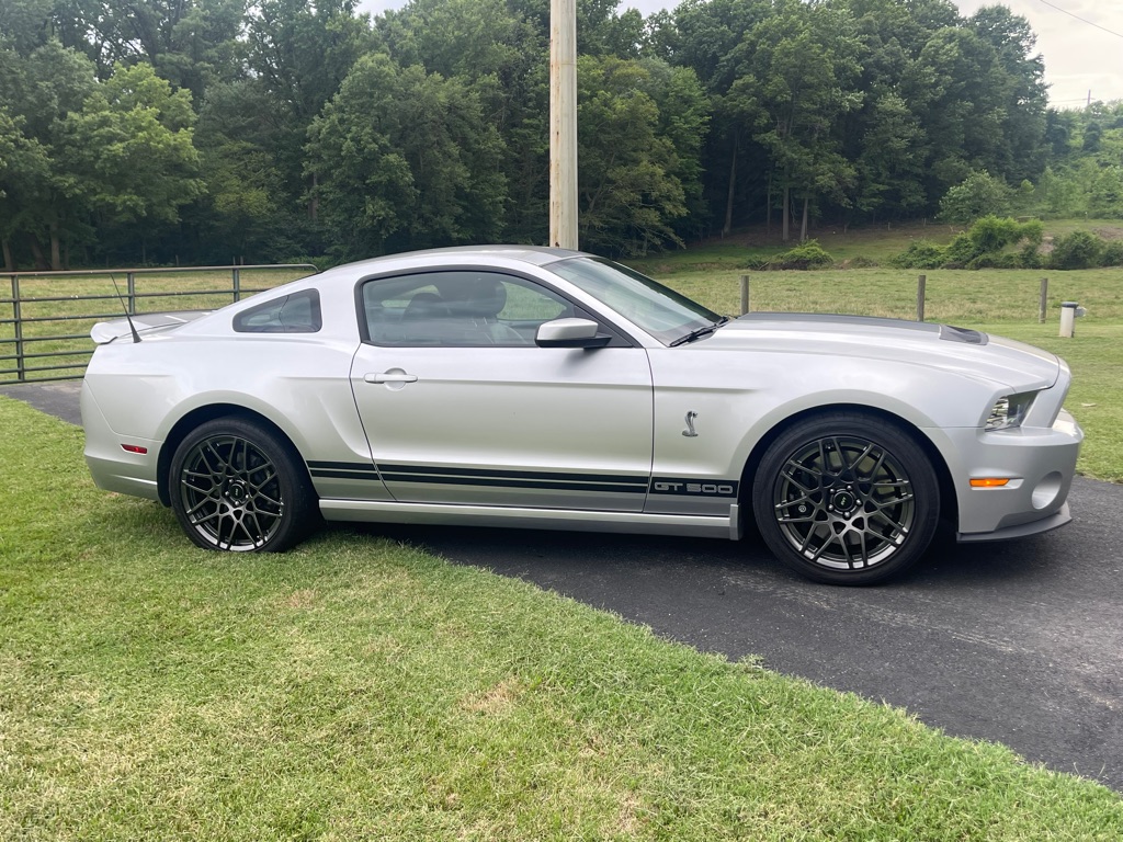 Photo 8 of this FORD SHELBY GT500
