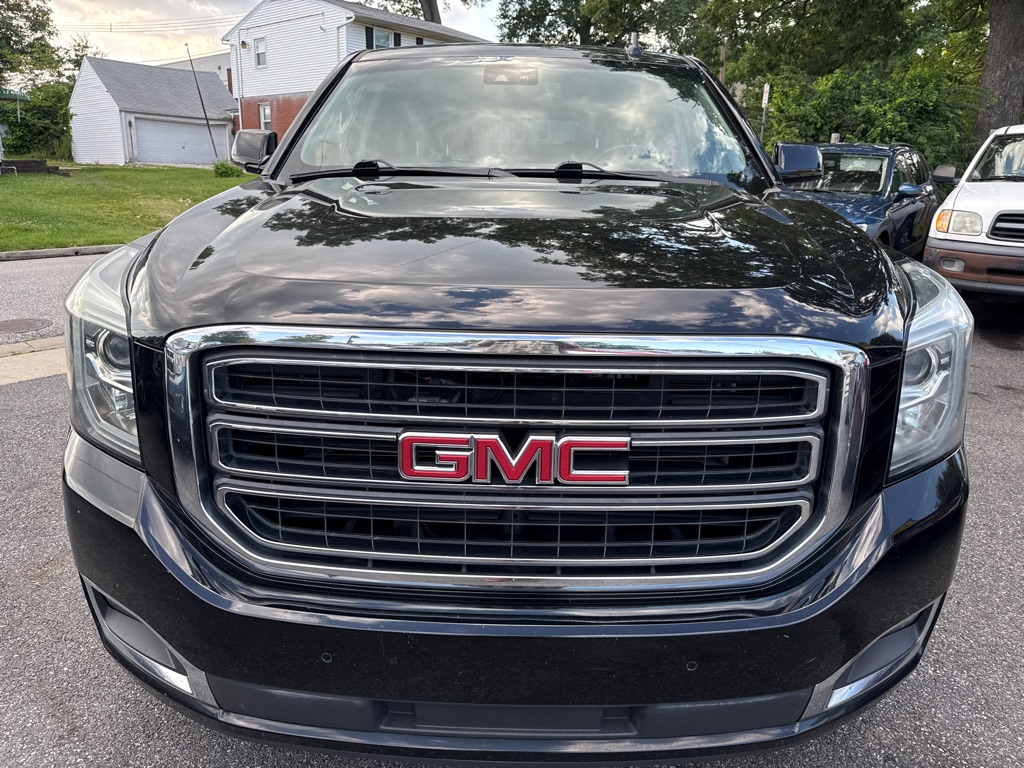 Photo 3 of this GMC YUKON XL