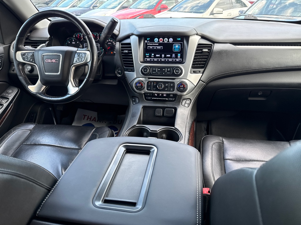 Photo 15 of this GMC YUKON XL