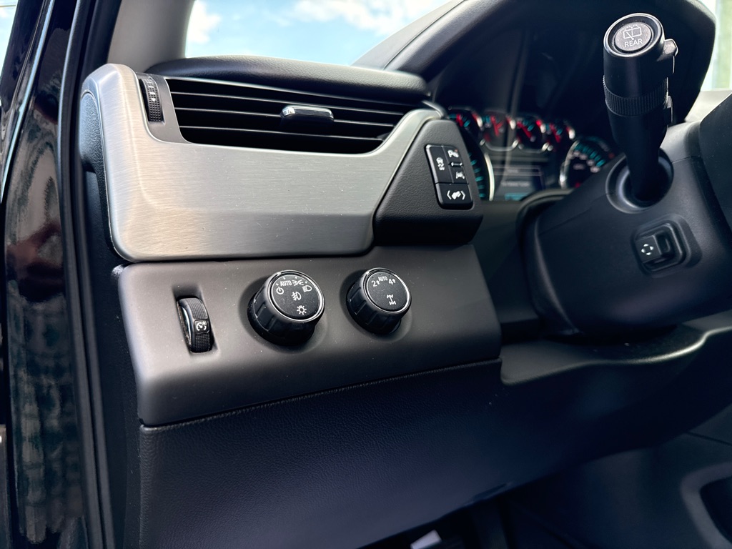 Photo 19 of this GMC YUKON XL