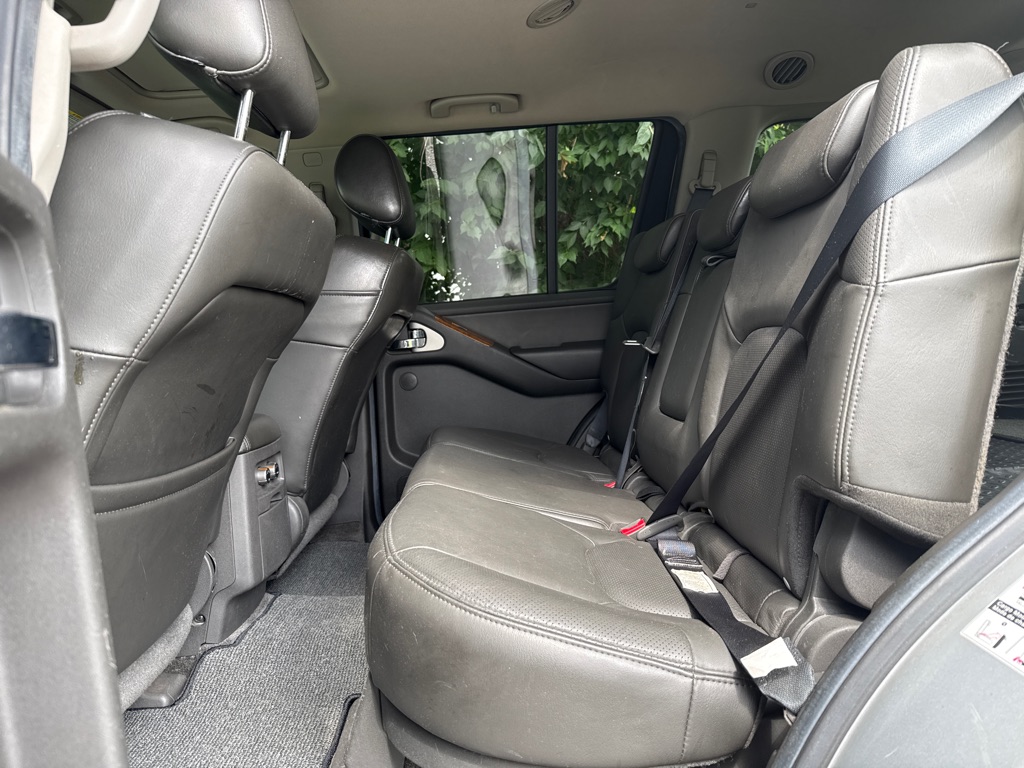 Photo 9 of this NISSAN PATHFINDER