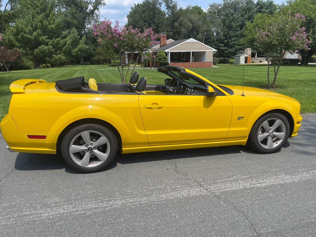 Photo 11 of this FORD MUSTANG