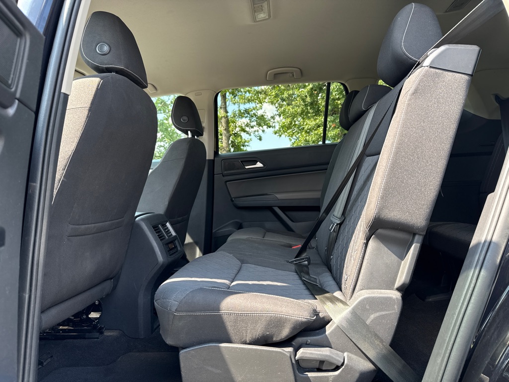 Photo 10 of this VOLKSWAGEN ATLAS