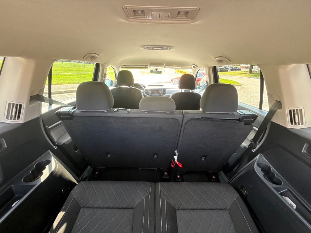 Photo 17 of this VOLKSWAGEN ATLAS