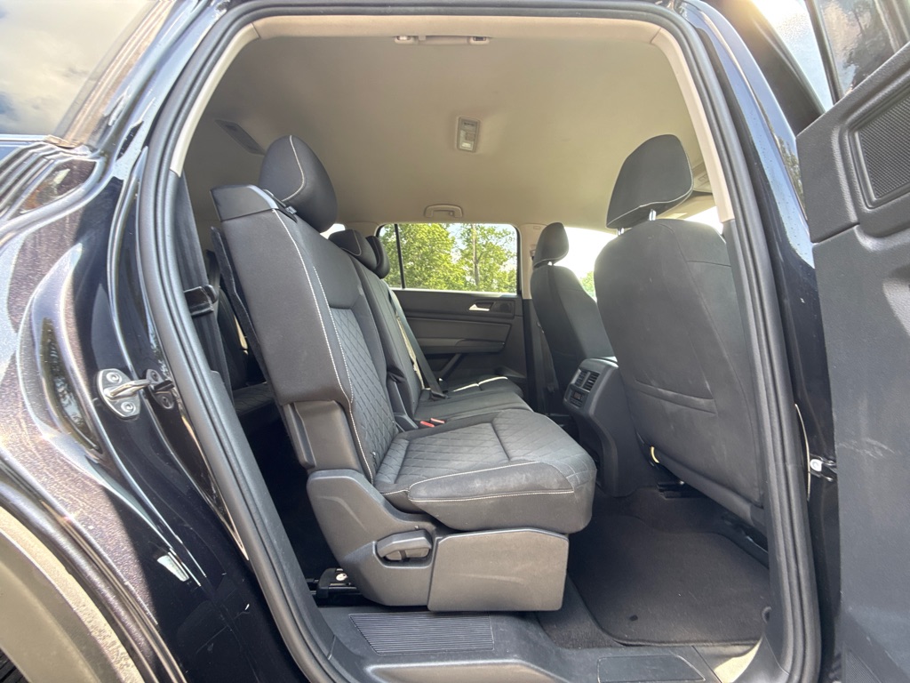 Photo 15 of this VOLKSWAGEN ATLAS