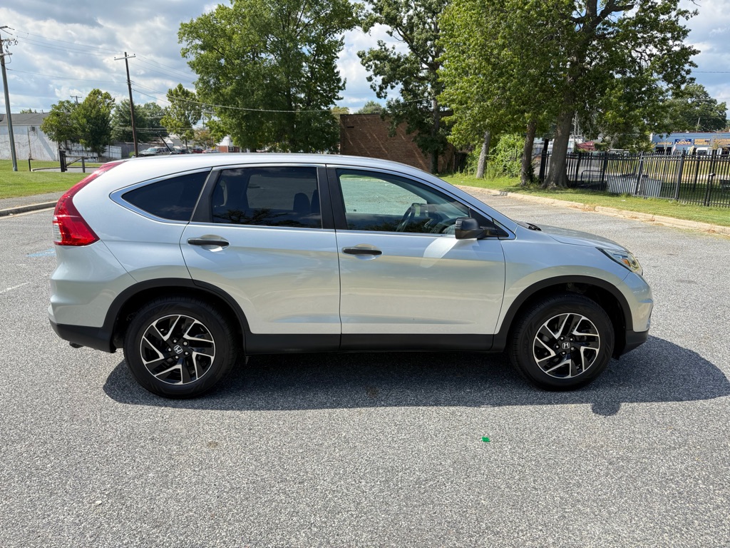 Photo 8 of this HONDA CR-V