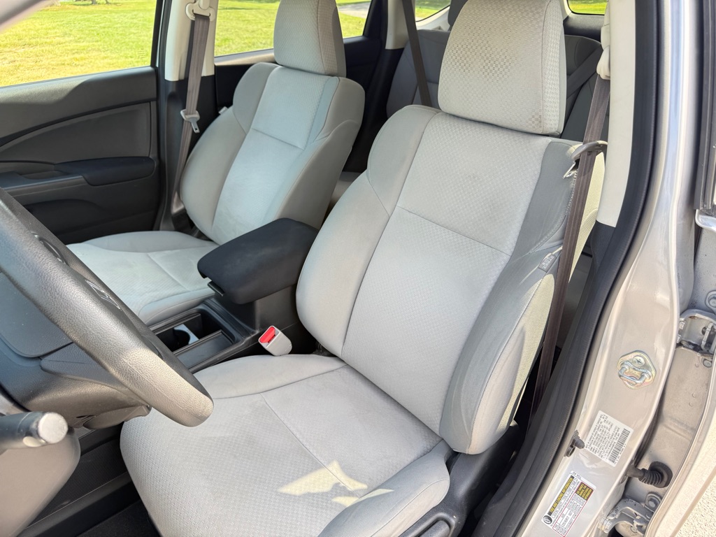 Photo 18 of this HONDA CR-V
