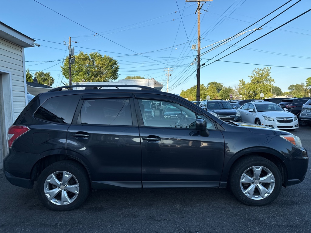 Photo 7 of this SUBARU FORESTER