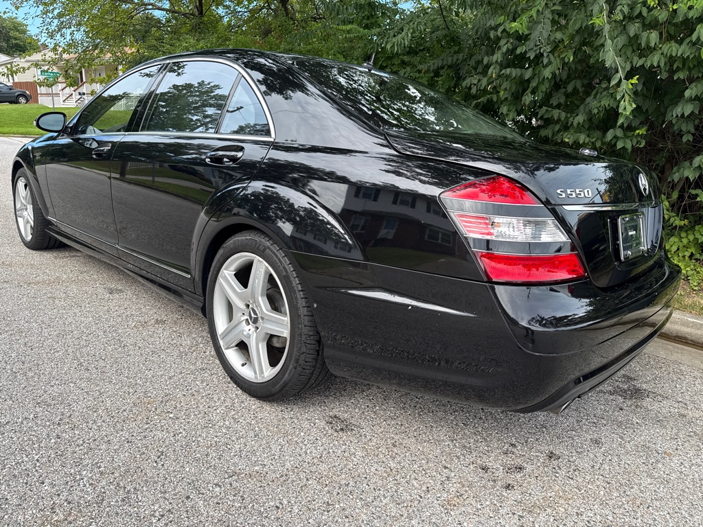 Photo 6 of this MERCEDES-BENZ S-CLASS