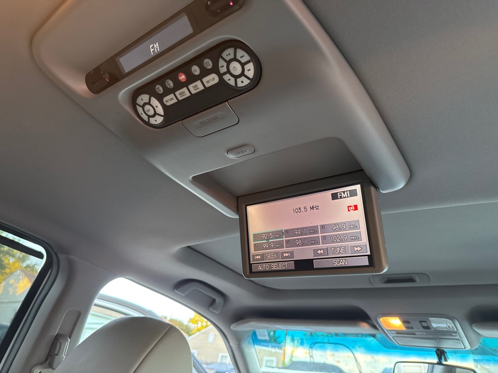 Photo 13 of this HONDA PILOT