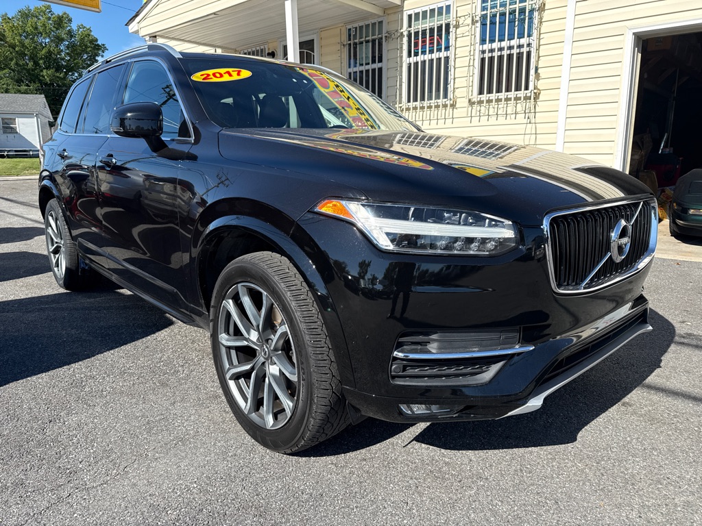 Photo 7 of this VOLVO XC90
