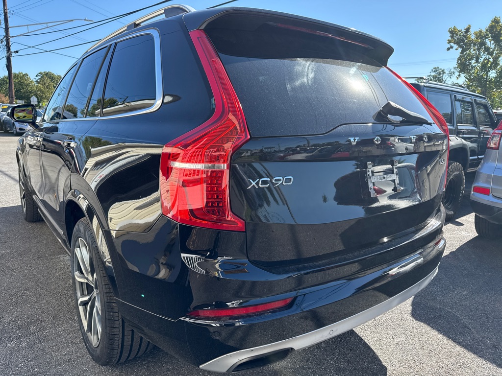 Photo 11 of this VOLVO XC90