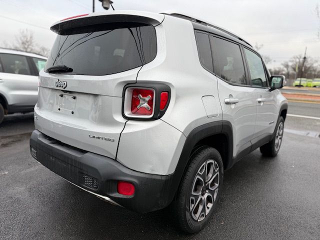Photo 4 of this JEEP RENEGADE