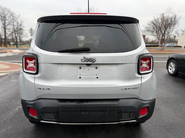 Photo 5 of this JEEP RENEGADE
