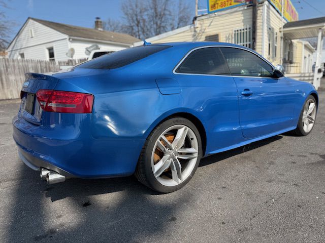 Photo 6 of this AUDI S5